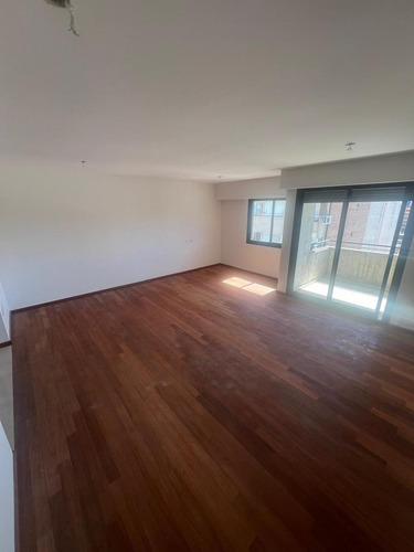 Departamento En Barrio Martin