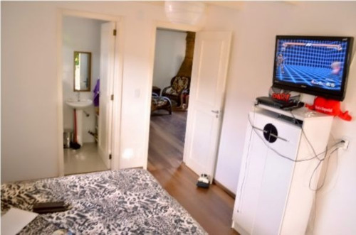 Casa Em Vila Nova Com 3 Dormitórios - Mi11693