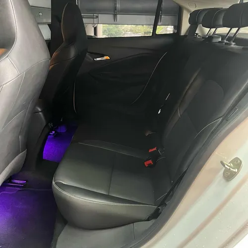 Chevrolet Onix 1.0T Premier Hatch At
