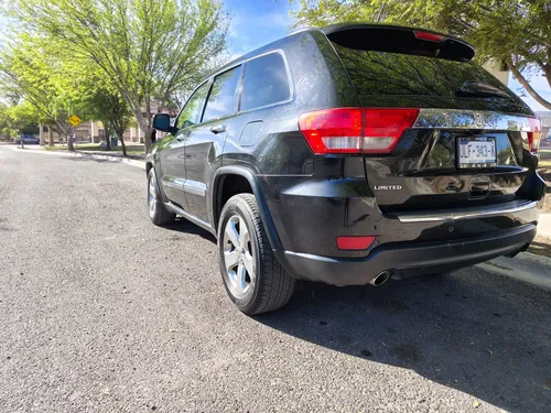 Jeep Grand Cherokee 5.7 Limited Premium V8 4x2 Mt