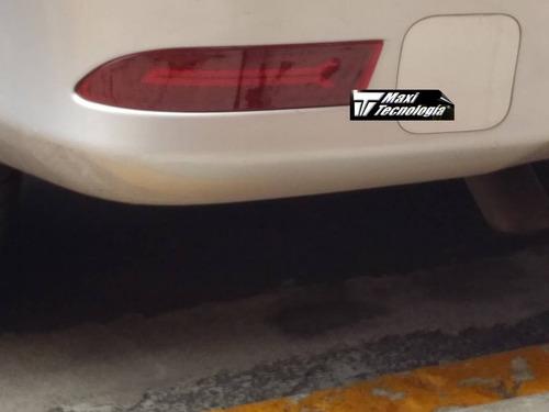 Imagen 3 de 5 de Toyota Avanza 2019-2020 2 Reflejantes Con Luz Led Para Facia