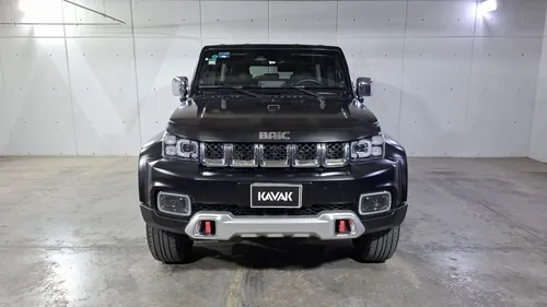 BAIC BJ40 2.0 PLUS AUTO 4WD