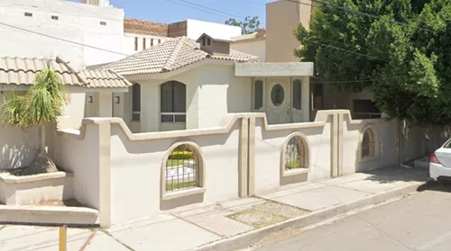 Casa En Venta, !! Bonita Casa De Remate Ya Adjudicada!!-c. Río Sena 408, Navarro, 27010 Torreón, Coah.