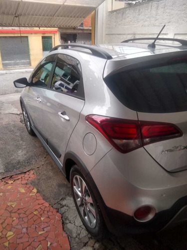 Imagem 9 de 14 de Hyundai Hb20x 2018 1.6 Style Flex Aut. 5p