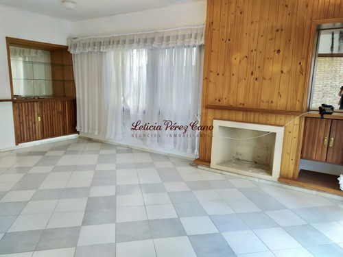 Venta Casa 5 Dormitorios , Playa Mansa- Ref: 19533