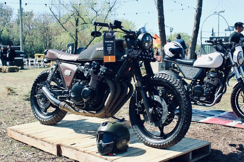 Imagen 3 de 5 de Suzuki Gsx 1100 1980 Permuto