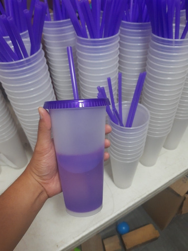 50 Vasos Magicos Tamaño Starbucks 700ml Color Morado 
