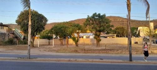 Terreno Sobre Av. Carcano