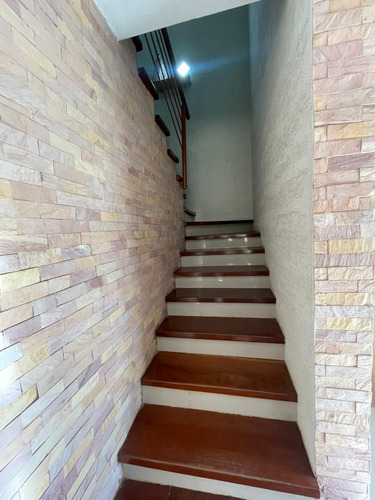 Excelente Townhouse Duplex Urb.brisas De San Miguel A Cinco Minutos Del Sambil