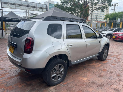 Imagen 6 de 16 de Renault Camioneta Duster Intens Sincronica 2.0 4*2