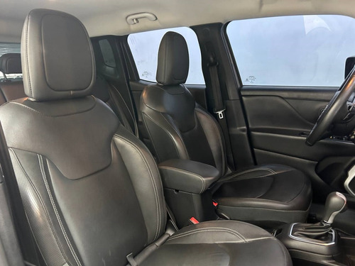 Jeep Renegade 1.8 16V FLEX LONGITUDE 4P AUTOMÁTICO