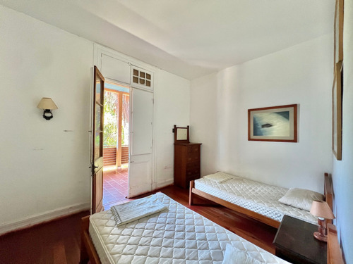 Interesante Casa En Venta En Zapallar Con Mucho Potencial