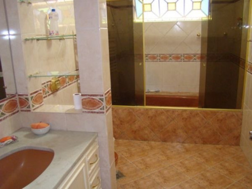 Casa Em Ipanema Com 4 Dormitórios - Mi11990