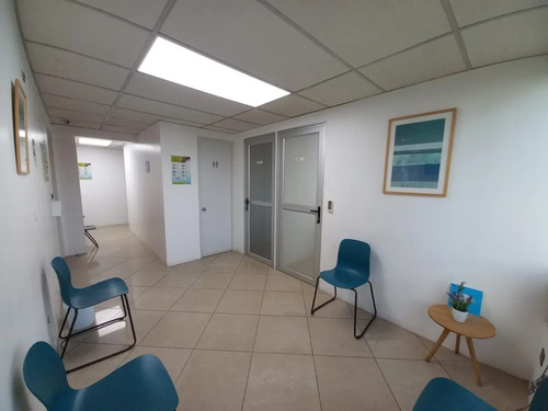 Arriendo Mensual De Un Box En Clínica Dental