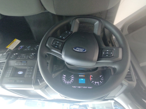 Imagen 7 de 13 de Ford F-550 Xl 2022