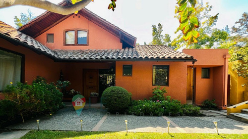 ¡buscas Comodidad Y Amplios Espacios Interiores Y Exteriores