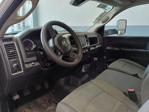 Ram 4000 2018 Con Redilas
