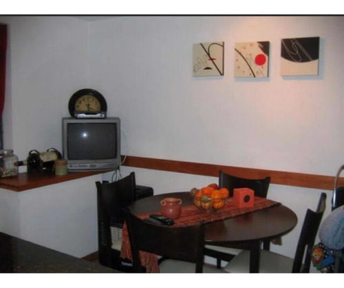 Imagen 3 de 10 de Dúplex De 2 Dormitorios Con Patio, Cochera En Bella Vista!
