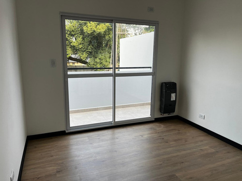 Casa Dúplex En Venta En Parque Leloir, Ituzaingó, G.b.a. Zona Oeste