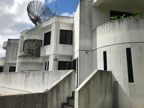 Imagen 2 de 14 de Casa En Venta El Marqués, Caracas Sucre