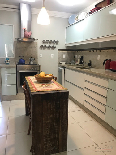 Imagem 12 de 15 de 4 Quartos 1 Suíte Reformado Com 2 Vagas De Garagem Próximo Ao Shopping Beira Mar, Colégio E Hippo - V-3987