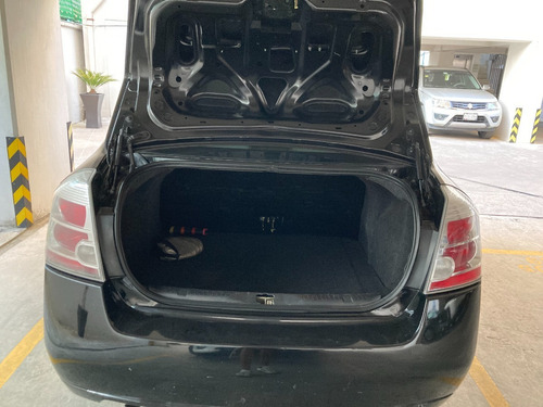 Imagen 6 de 12 de Nissan Sentra