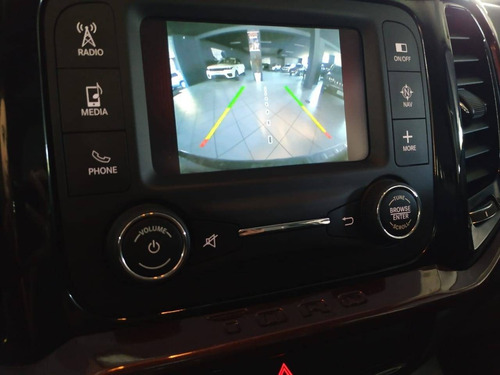 Fiat Toro 1.8 16v Evo Flex Freedom At6