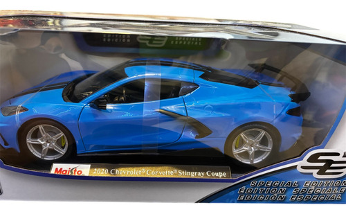 Corvette Stingray Coupe A Escala 1:18 Maisto