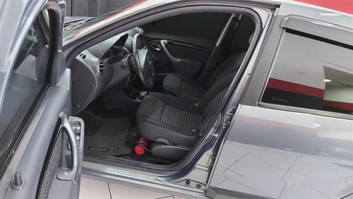 Renault Sandero Privilege 1.6 16v (flex)(aut) Flex Automát
