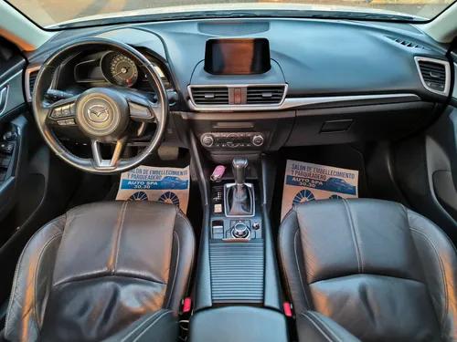 Mazda 3 2.0 Touring