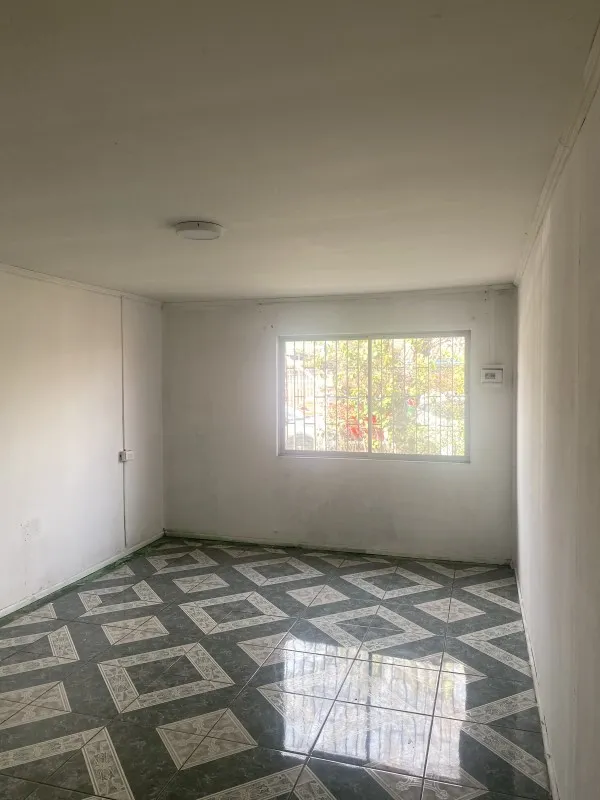 Imagen 4 de 9 de Casa 2 Dormitorios Con Deparatamento Interior El Bosque