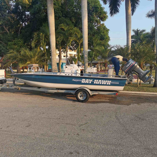 Imagen 7 de 10 de Lancha Bay Hawk 1996 20ft Yamaha 115hp Pesca Remolque Fibra
