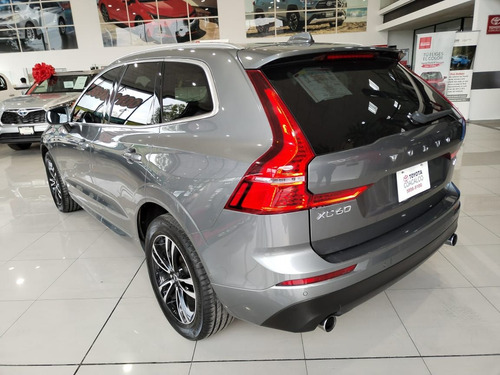 Volvo XC60 2.0 T5 Momentum At