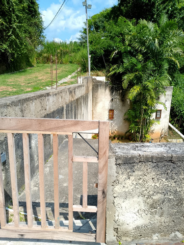 Se Vende Terreno En La Unión El Hatillo 725m2