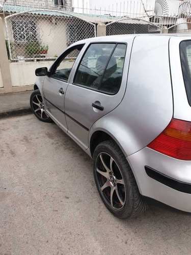 Volkswagen 2002 Motor 1.6 Gasolina 5 Puertas