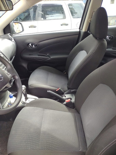 Imagem 7 de 10 de Vendo Nissan Versa 1.6 16v Sv Câmbio Cvt - Flex