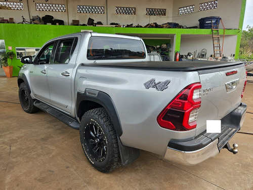 Toyota Hilux 2.8 Tdi Srx Cab. Dupla 4x4 Aut. 4p