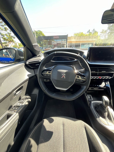 Peugeot 208 1.6 Road Trip Tiptronic