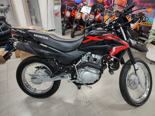 Imagen 5 de 16 de Honda Xr150l 2024 Cartagena