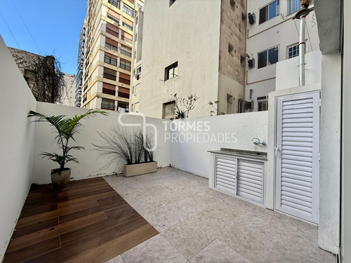 Venta Departamento 1 Ambiente Con Patio A Metros Del Mar, Plaza Colón, Mar Del Plata
