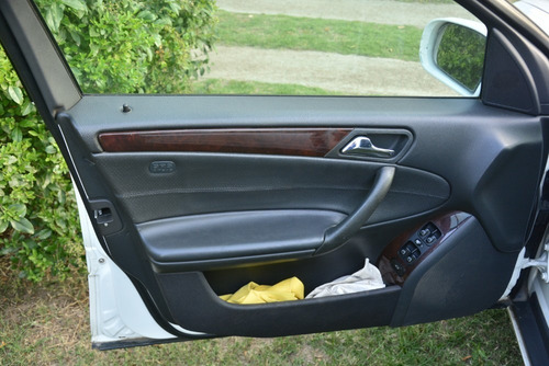Imagen 6 de 11 de Mercedes Benz C 220 Cdi Automático Secuencial.año 2004.
