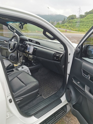 Toyota Hilux 2.8 Cd Srx 177cv 4x4 At 2019