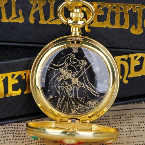 Imagen 4 de 6 de Reloj Collar Análogo Sailor Moon