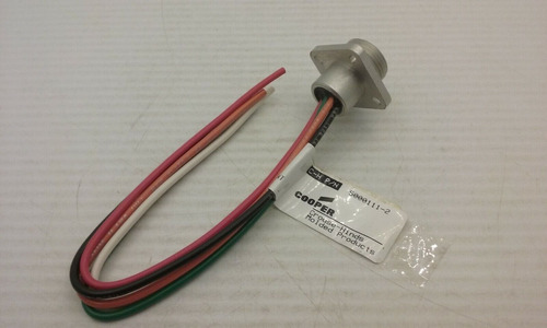 Cooper 5000111-2 Cable Assembly Connector 5 Pin 600v 8a Nib