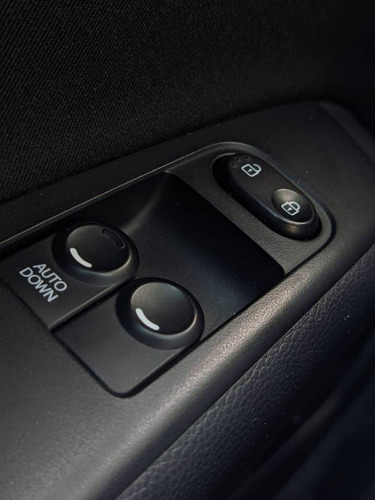 Imagem 10 de 14 de Hyundai Hb20 1.0 Unique 12v Flex 4p Manual