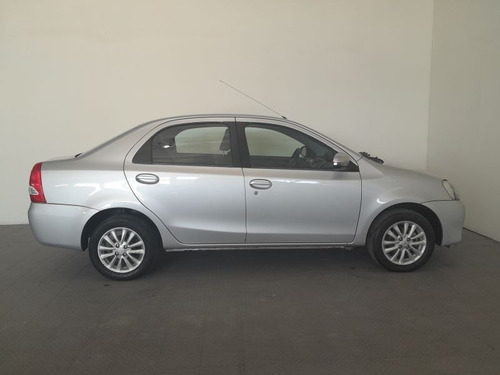 Toyota Etios 1.5 Sedan Xls