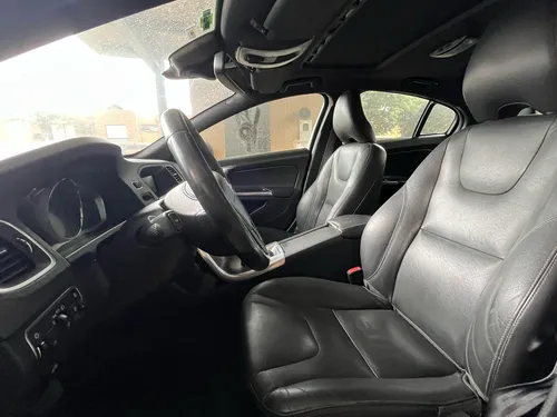 Volvo S60 T5 2.0cc At Aa 4x2