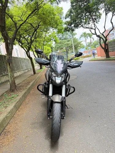 Vendo Espectacular Dominar 400 Touring 2024