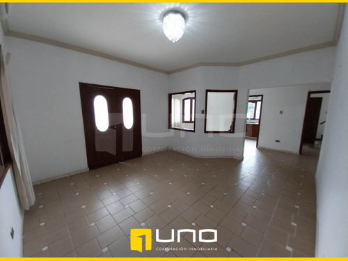 Imagen 3 de 30 de Hermosa Casa En Urbanizacion Ciudad Jardin