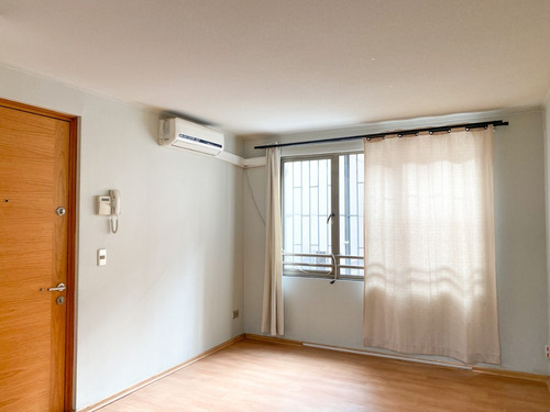 Imagen 2 de 13 de Precio Rebajado 2 Dormitorios, 2 Baños, Estacionamiento Bod